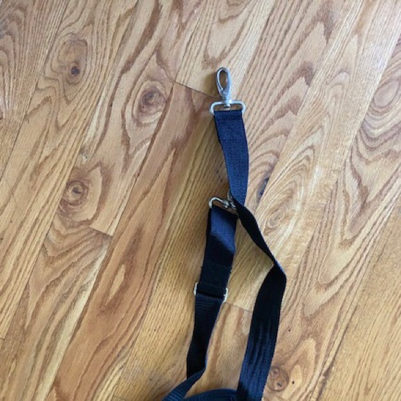 Dell Laptop Bag 17 x 13 x 3 - Picture 4 of 7